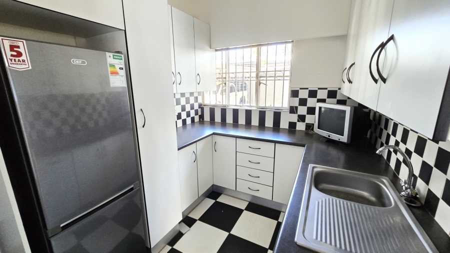 7 Bedroom Property for Sale in Bayswater Free State